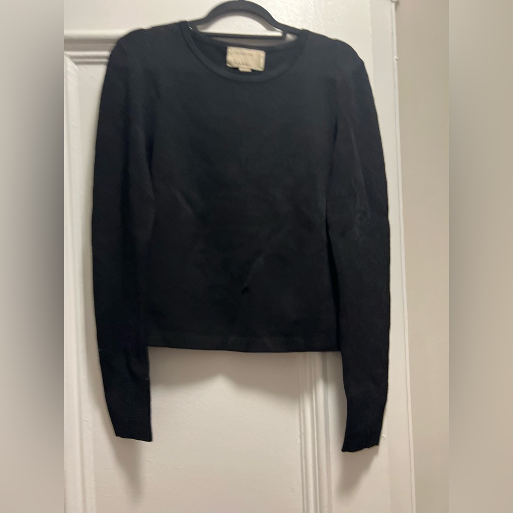 Black cropped Nicole Miller Sweater Size Large